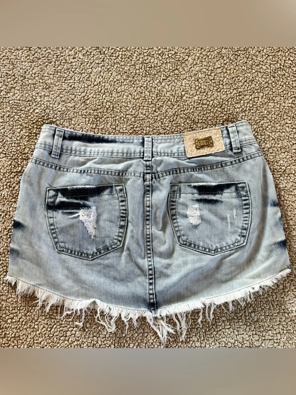 TNW Distressed Denim Mini Skirt Size 42 Acid Wash Frayed Hem